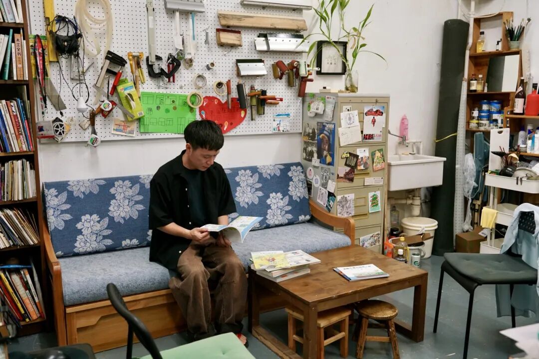 工作室个人照片.jpg 工作室个人照片.jpg